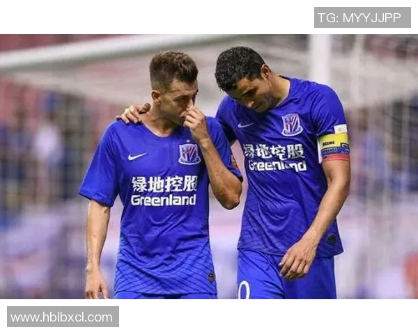 中日兰与阿贾克的巅峰对决展现足球魅力与激情的较量