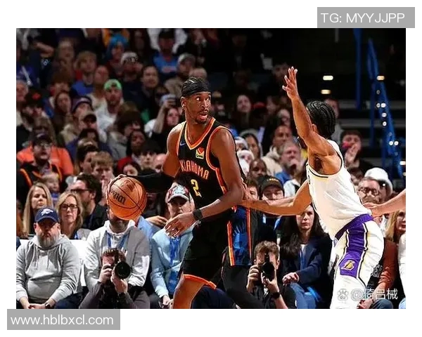 2012年NBA雷霆与湖人经典对决回顾及精彩瞬间分析