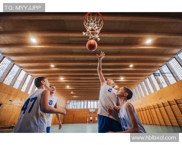 扎克拉文的篮球之路:从天赋少年到全明星巨星的蜕变与成长 扎克拉文的篮球之路:从天赋少年到全明星巨星的蜕变与成长