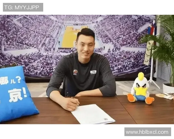 翟晓川：从篮球场上的拼搏者到生活中的追梦人，展现多元魅力与坚持精神